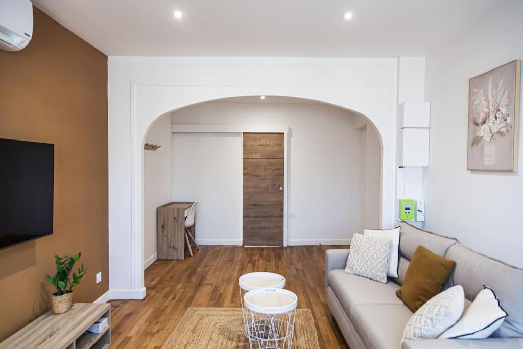 L'exotique - Gare/centre, Lumineux, Spacieux, Neuf Apartment *